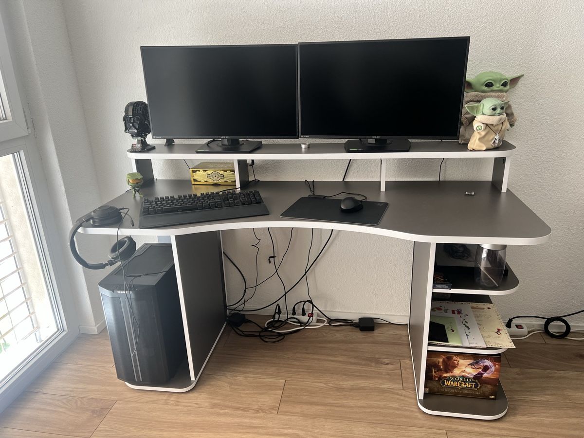 Scrivanie: Gamingtisch – Usato da Burgdorf venduto da mirjamschmidt91