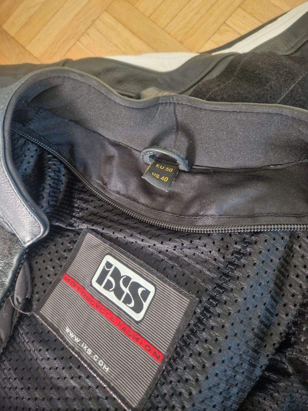 IXS Completi: Lederkombi IXS Racetech 50 - 52 – Usato da Dübendorf venduto da Magc76 5