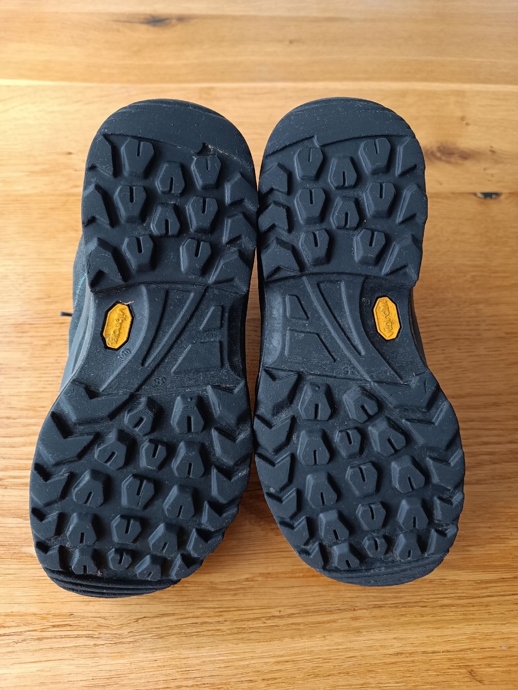 Lowa Herrenschuhe: Lowa Wanderschuhe / Trekkingschuhe in Grösse 36  – Gebraucht aus Heiden von Sotema 1