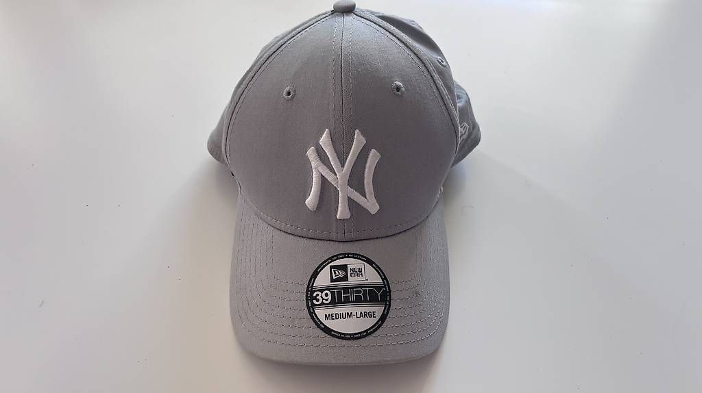 Copricapi, berretti & cappellini: New Era Cap, grau – Usato da Moosseedorf venduto da col_h8jg