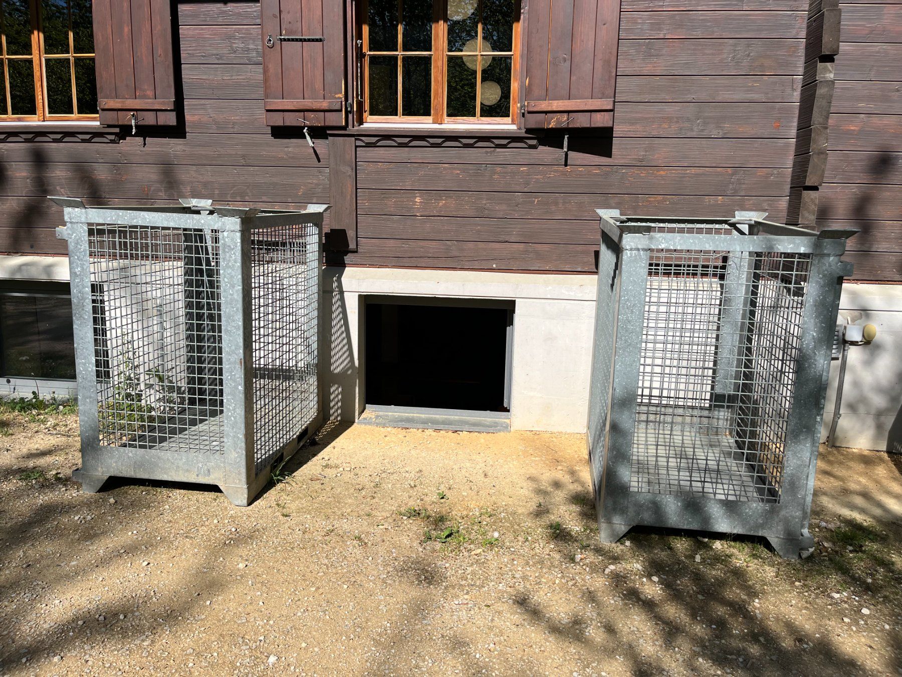 Griglie e Inferriate: Euro Gitterbox – Usato da Muttenz venduto da Bhuebi 2