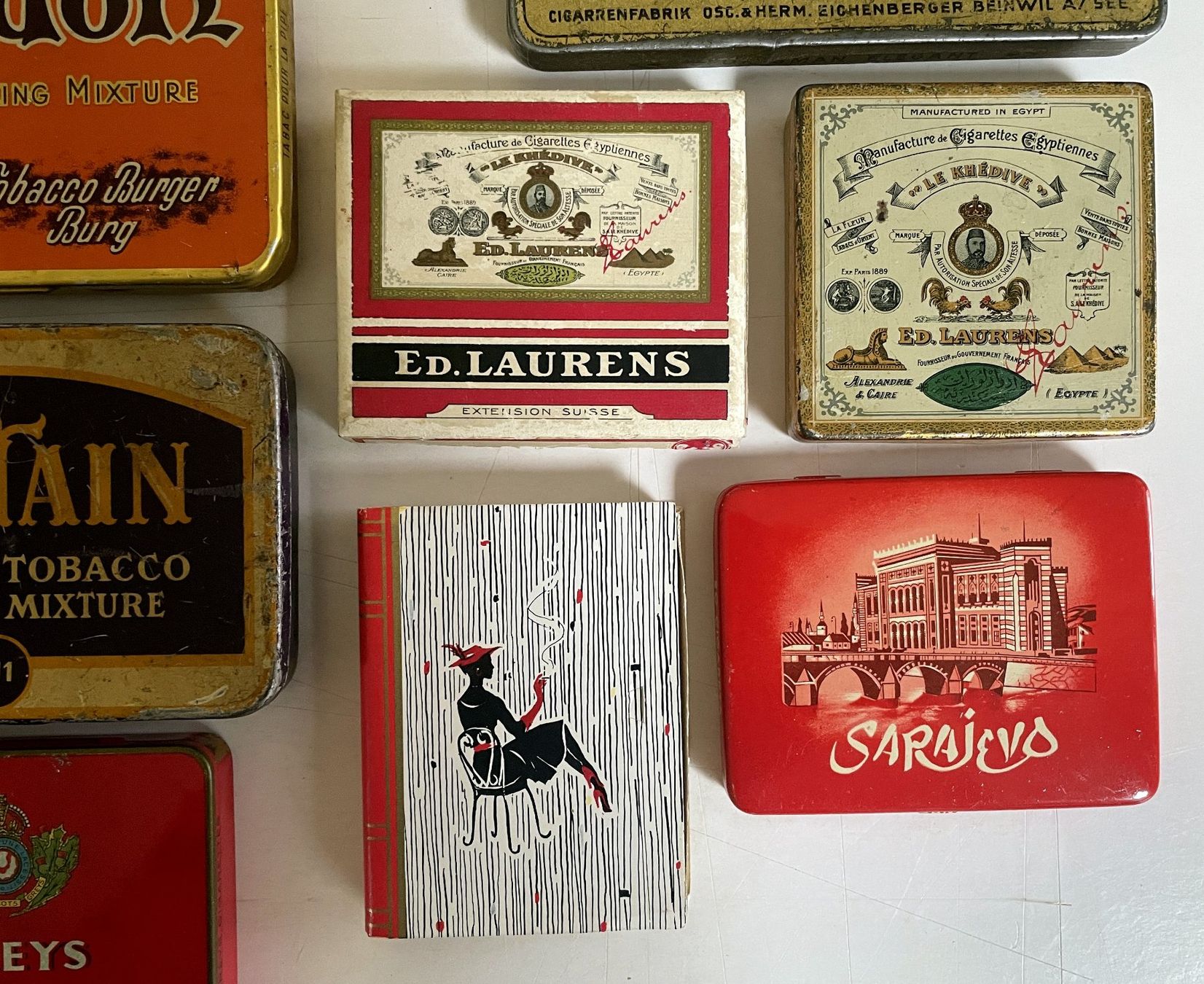Barattoli: 16 alte Cigarettendosen aus Blech & Pappe – Usato da Savagnier venduto da Ne2065 7