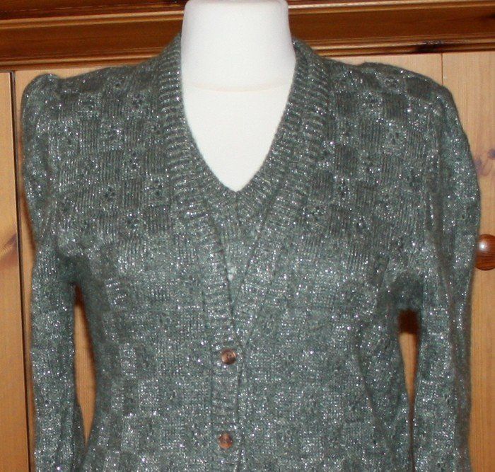 Giacche: Jacke CHIWITT salbei-silber Gr. 38 – Usato da Flüelen venduto da Diversicum-Textil 1
