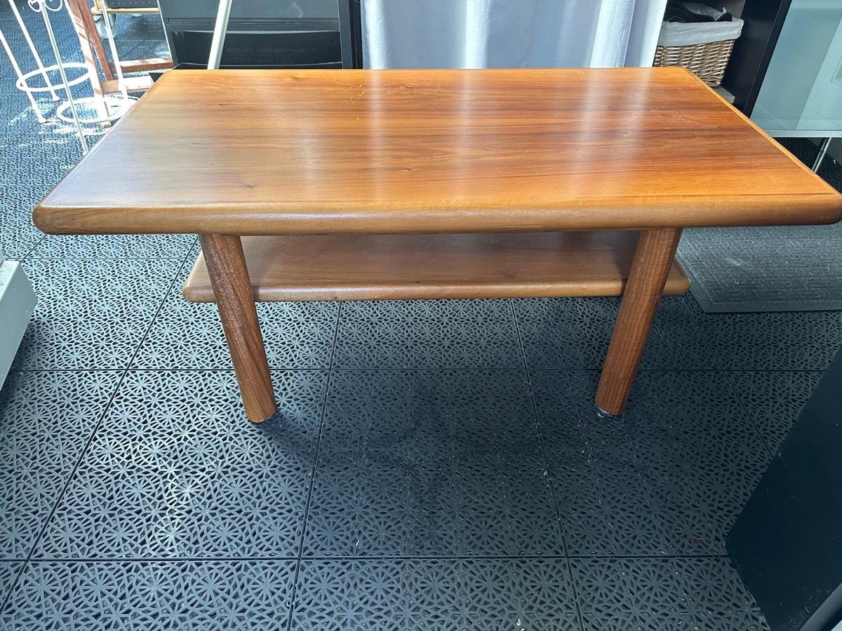 Tables: Nussbaum Tisch – D'occasion à Bettlach par valishop 1