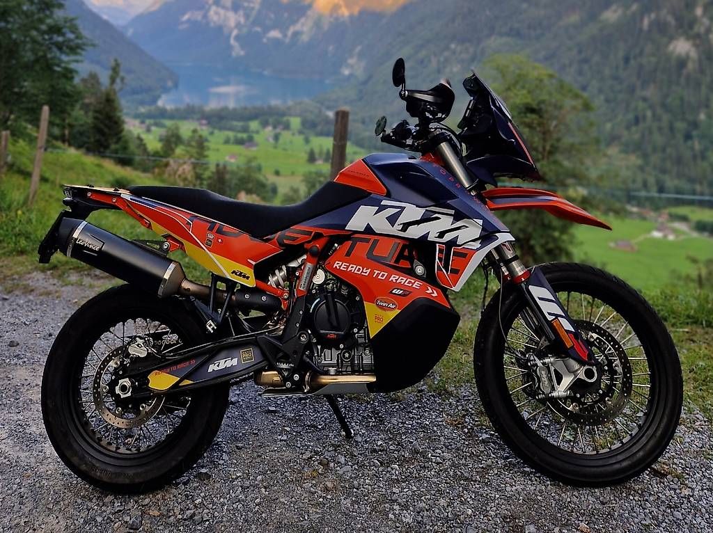 KTM Touring: KTM 890 Adventure R – D'occasion à Rothenthurm par Studibreaker