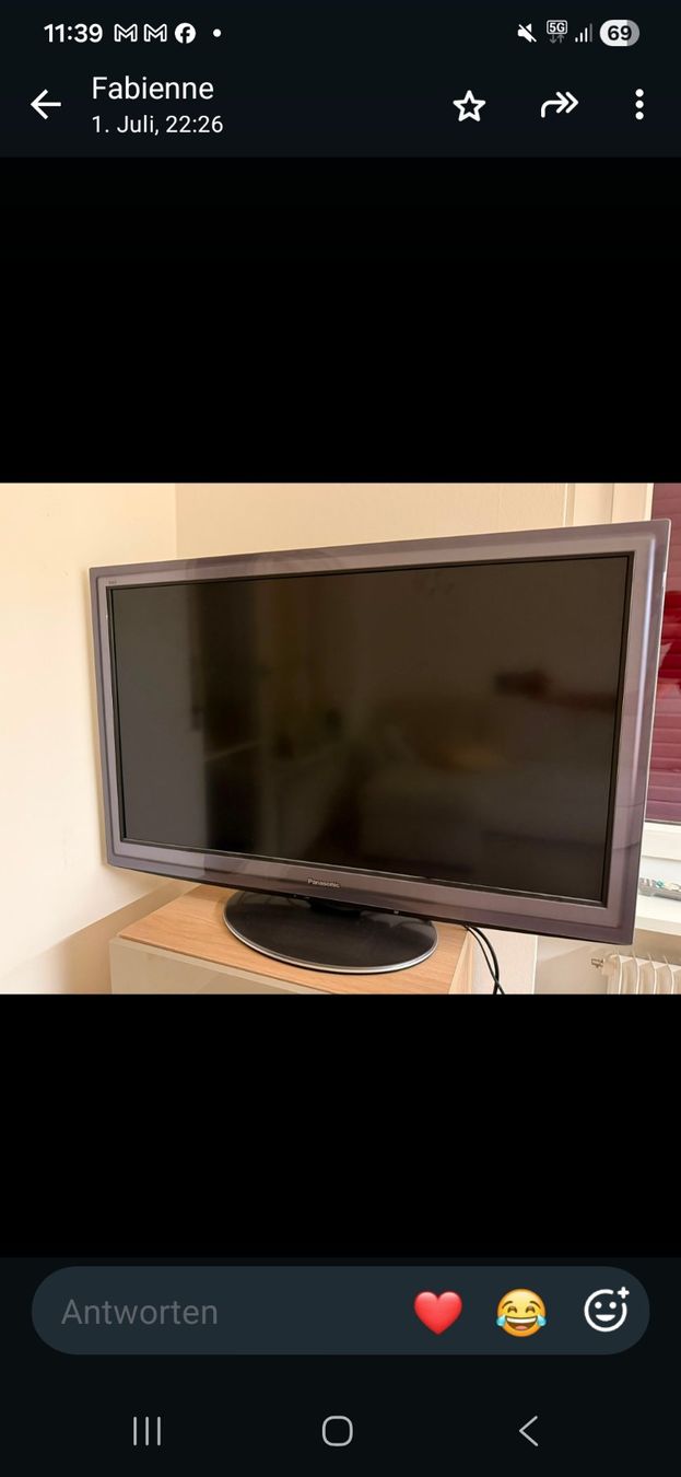 Panasonic Fernseher: Panasonic TX-L42D25E 42", LCD, Full HD – Gebraucht aus Wangen SZ von Djvogt9
