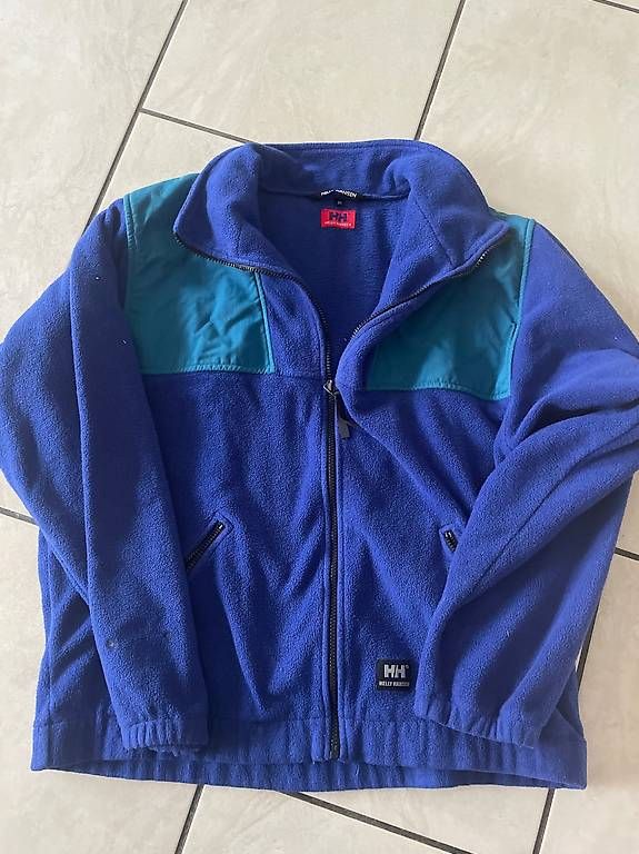 Giacche: HelliHansen Fleece – Usato da Balsthal venduto da Vons