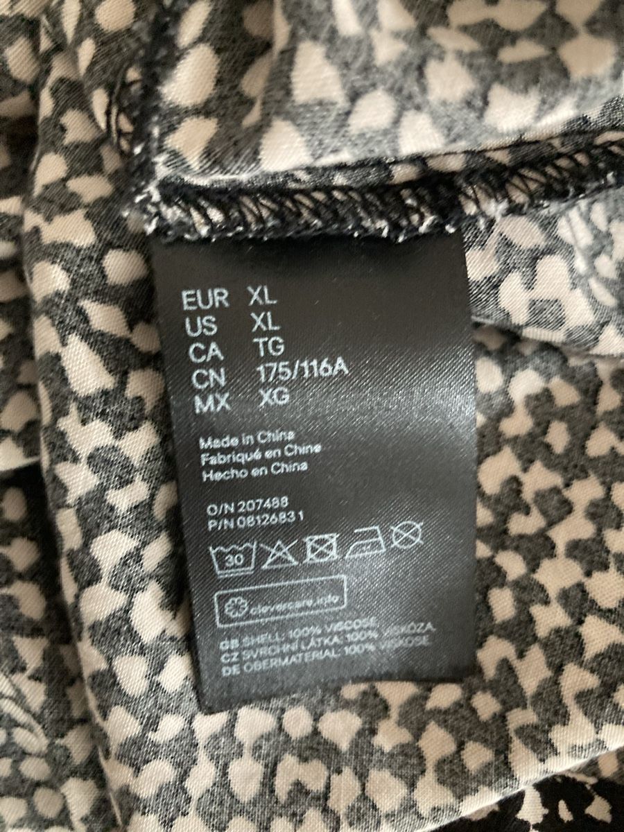 H&M Robes: H&M Kleid – D'occasion à Zürich par san_qzr2 4