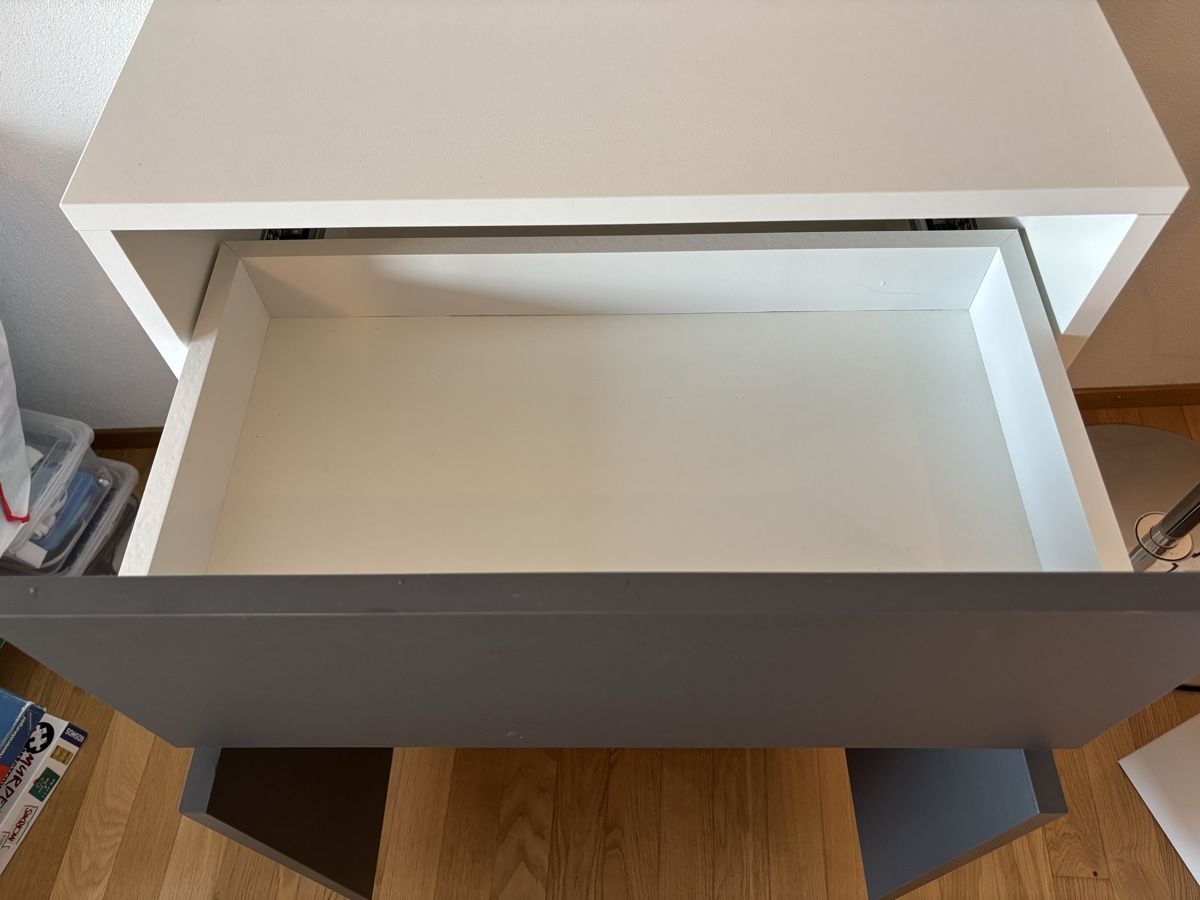 Commodes: Kommode mit Türen und Schublade – D'occasion à Schönenwerd par jar_mf5t 1