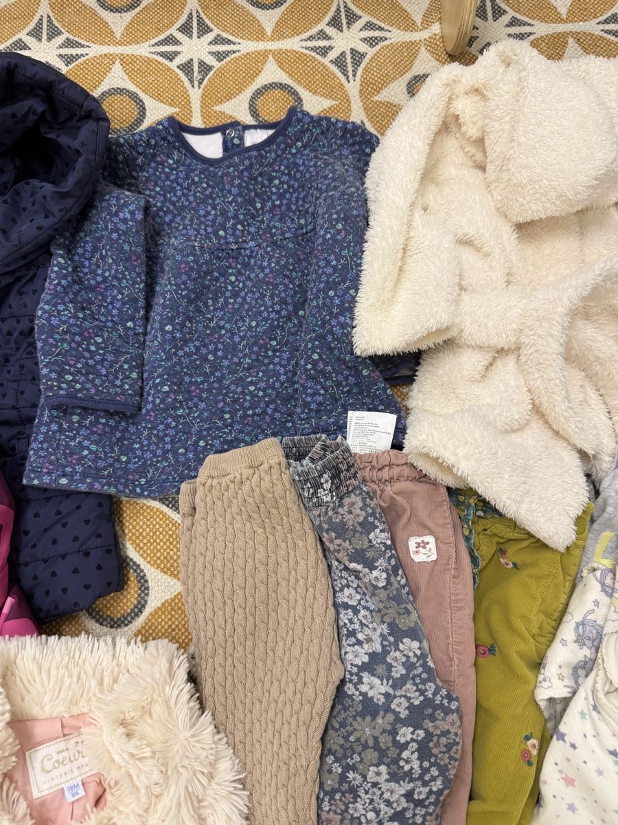 Lotti & Set di vestiti: Mädchen Kleiderpaket Grösse 86 Winter – Usato da Oberrohrdorf venduto da Rgf_b21 3