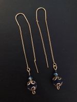 Longues boucles boule velours bleu et or