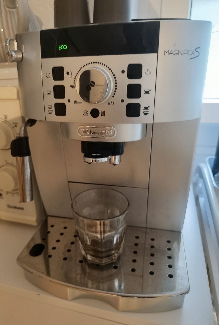 De'Longhi Macchine per caffè & Macchine per espresso: Delonghi Magnifica S Kaffeevollautomat – Usato da Magden venduto da CHSportscardsCol.