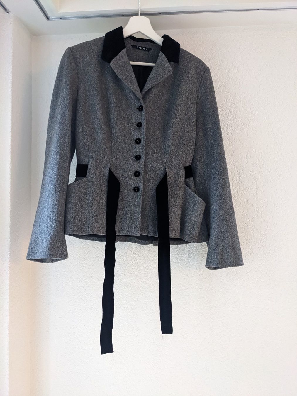 Caroll Jacken: Caroll Jacke L – Gebraucht aus Lengnau AG von Nathi88 2