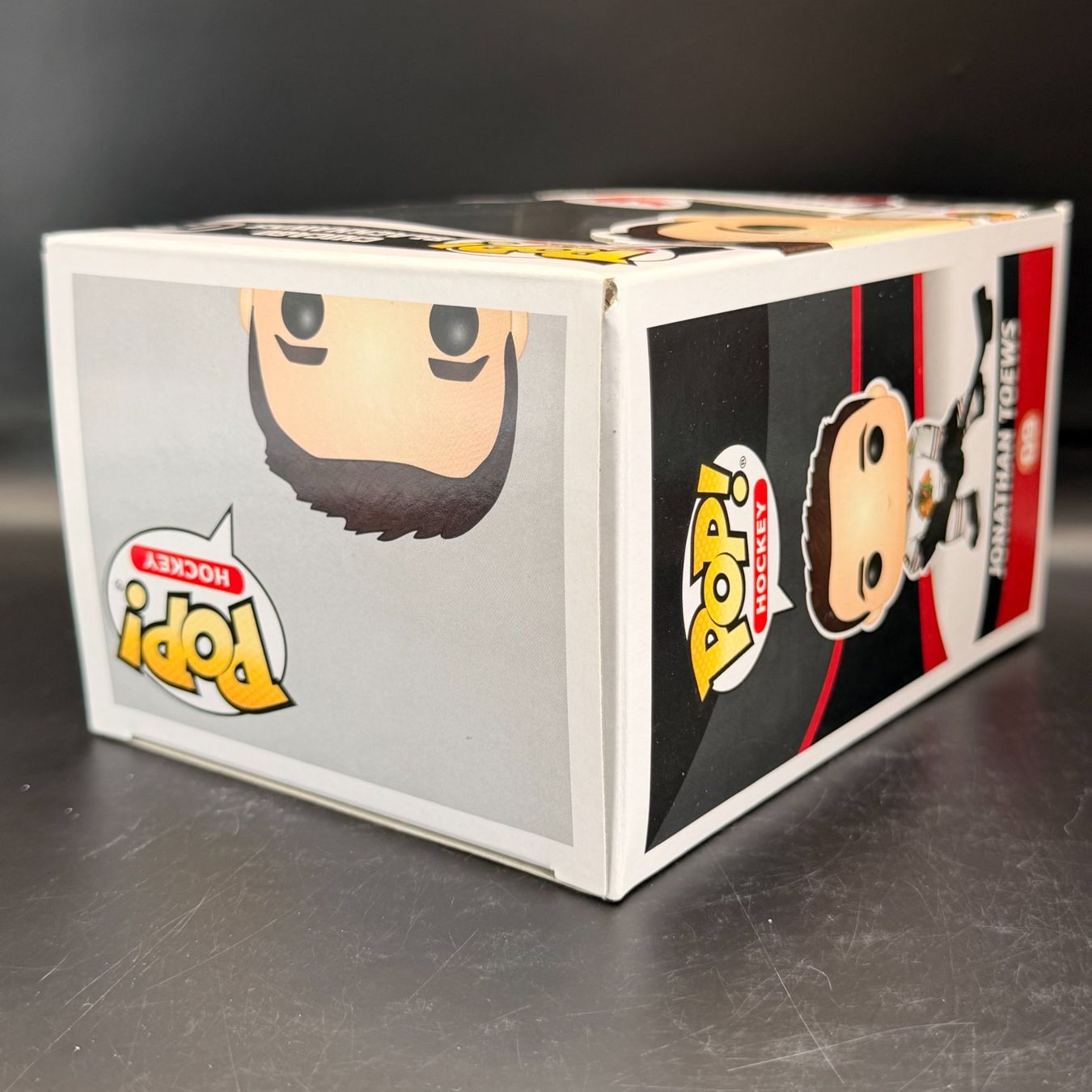 Funko Statuette: Funko Pop! NHL Jonathan Toews 09 – Usato da Düdingen venduto da Nerdworld 2