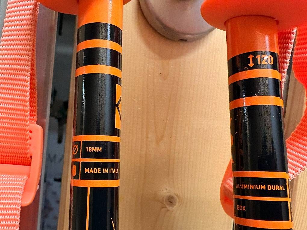 Sci: Bâtons de ski 120cm – Usato da Châtel-St-Denis venduto da lau_7cf7 1