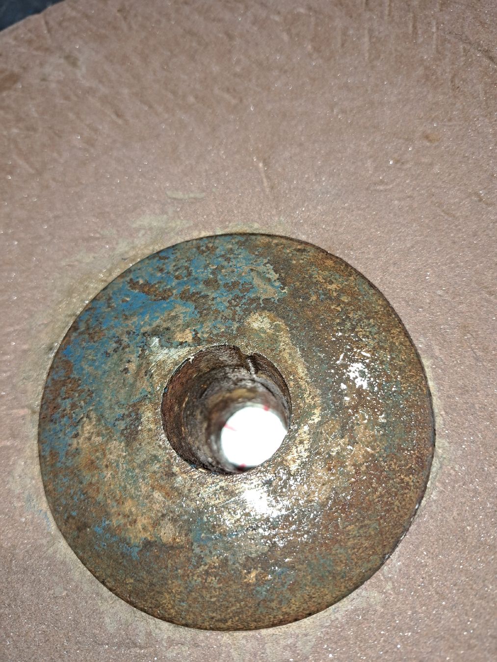 Tutti gli attrezzi: Schleifstein Durchmesser 31-33 cm, Dicke ca. 6cm – Usato da Sargans venduto da Bomp 1
