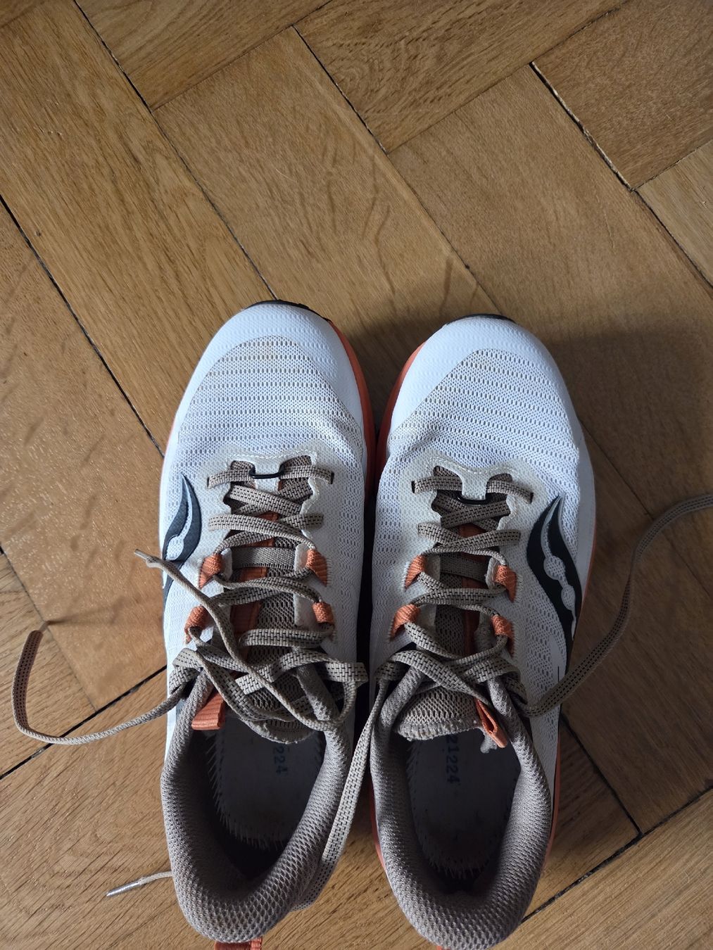 Saucony Scarpe da uomo: Saucony - chaussure de trail - taille 38 – Nuovo (secondo la descrizione) da Lausanne venduto da etienne.c 1