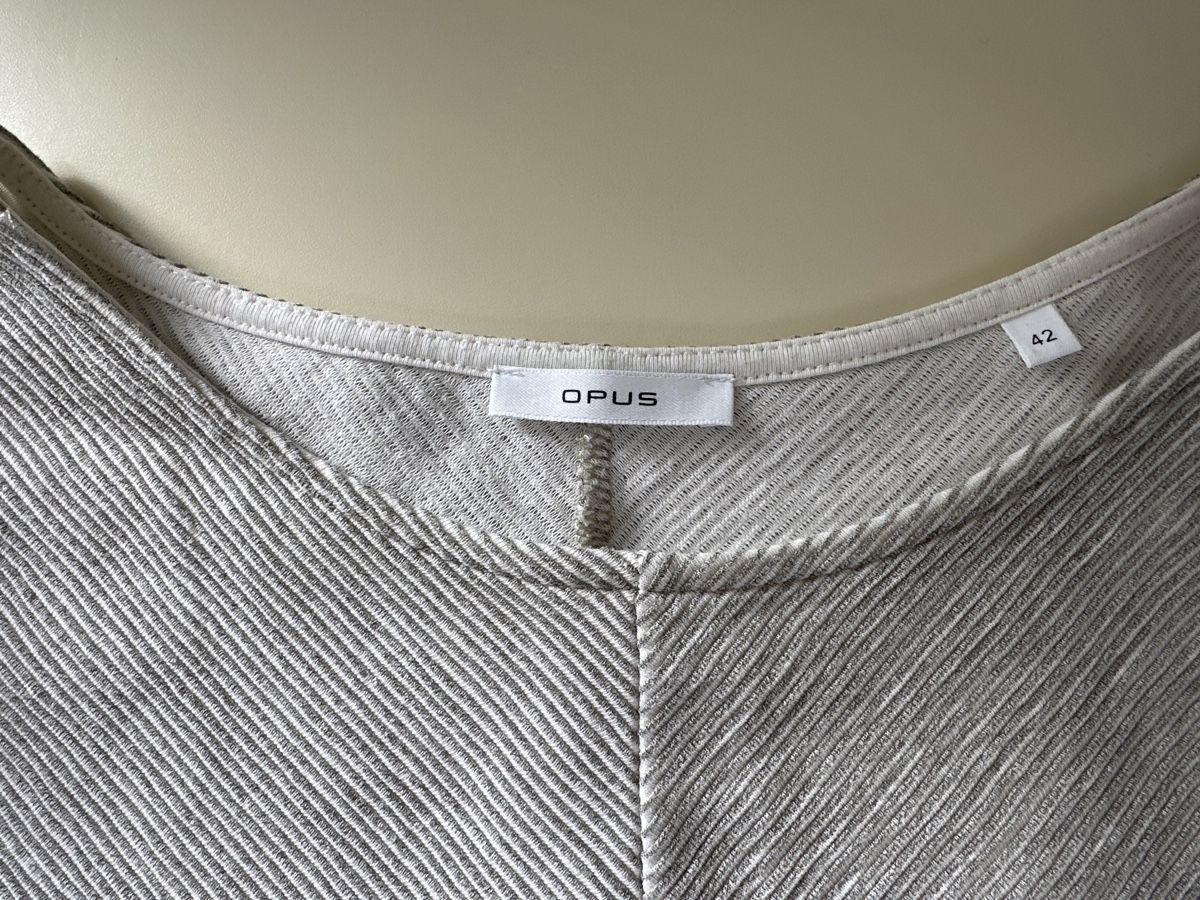Opus Maglioni & Felpe: OPUS Shirt, Grösse 42, beige gestreift – Usato da Wangen SZ venduto da futura14 2