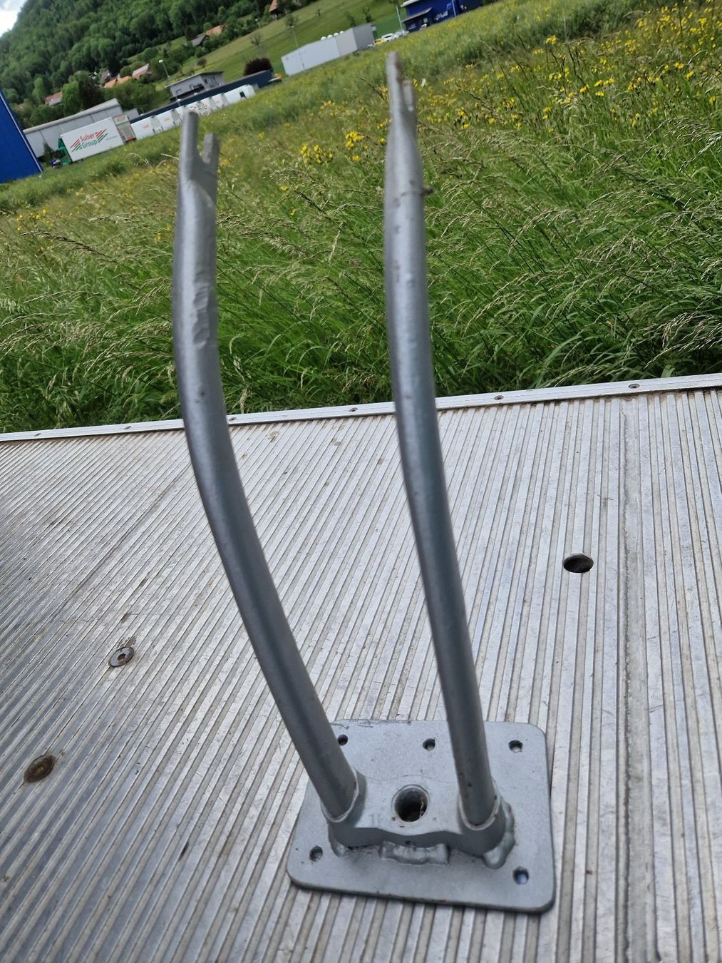 Supporti a parete: Garten Werkzeug Halterung – Usato da Oensingen venduto da Urs0127 5