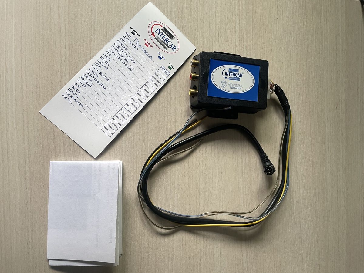 Volkswagen Toutes les pièces auto: Interface Connecteur Intercar VW Touareg chargeur CD Alpine – Neuf avec emballage d'origine à Denges par Ricautomotive