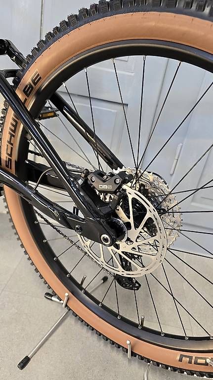 Vélos: E-Bike Neu Cube Carbon 750wh  – D'occasion à Bronschhofen par Timi.g 4
