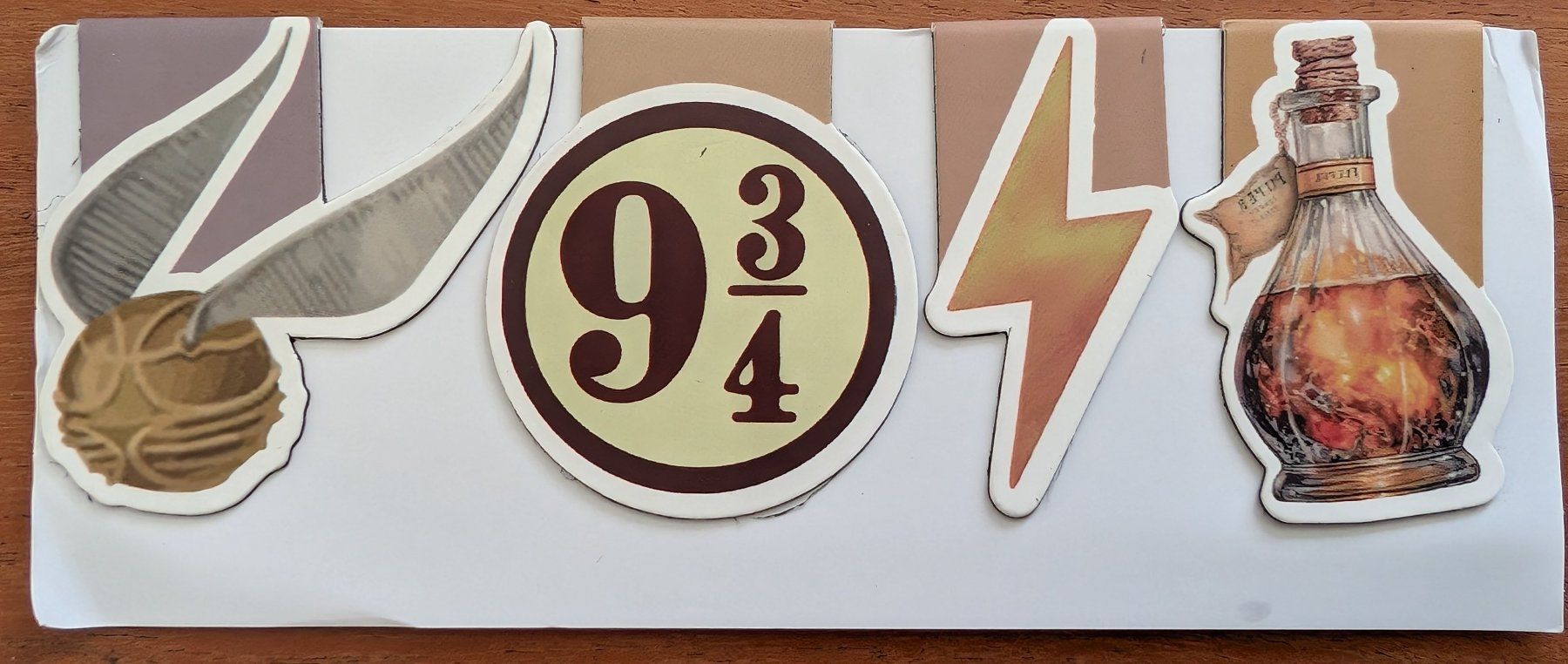 Altre raccolte & rarità: neu: 4x magnetische Harry Potter Magnet-Buchzeichen – Nuovo (secondo la descrizione) da Zürich venduto da Milk-and-Chicken