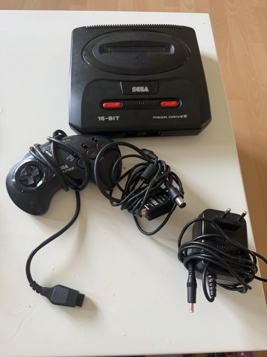 Sega Konsolen: Sega Mega Drive II - Console Rétro 16-Bit – Gebraucht aus Baden von noli.r