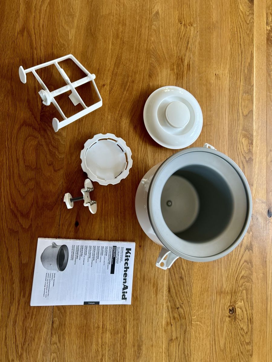 Kitchenaid Küchengeräte: Eismaschine KitchenAid  – Gebraucht aus Münchenstein von cor_wpw2 1