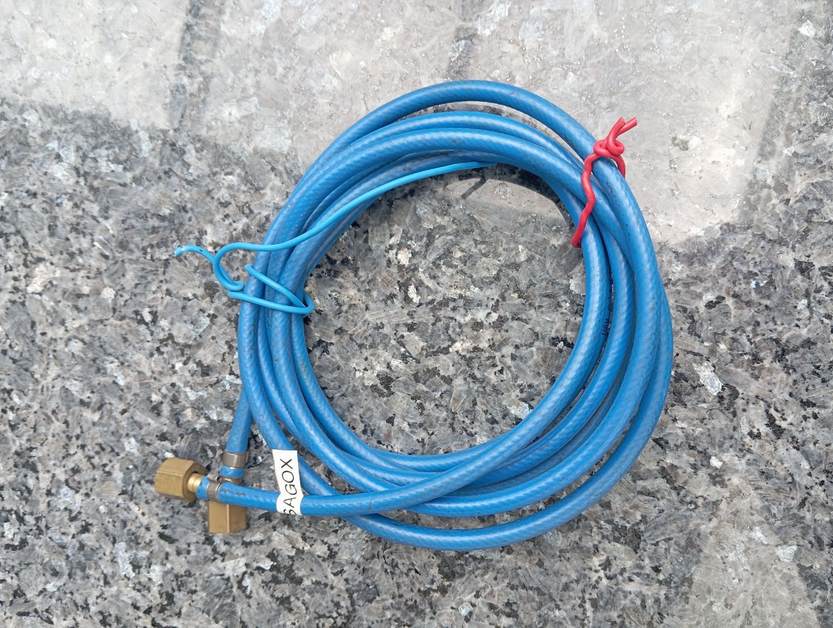 Gas-Geräte & -Technik: Gasschlauch  – Gebraucht aus Lostorf von Jalbi 3