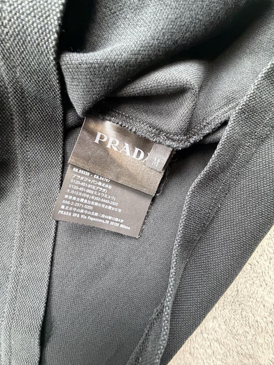 Prada Polo-Shirts: Prada polo – Gebraucht aus Erlinsbach SO von TogaResell 5