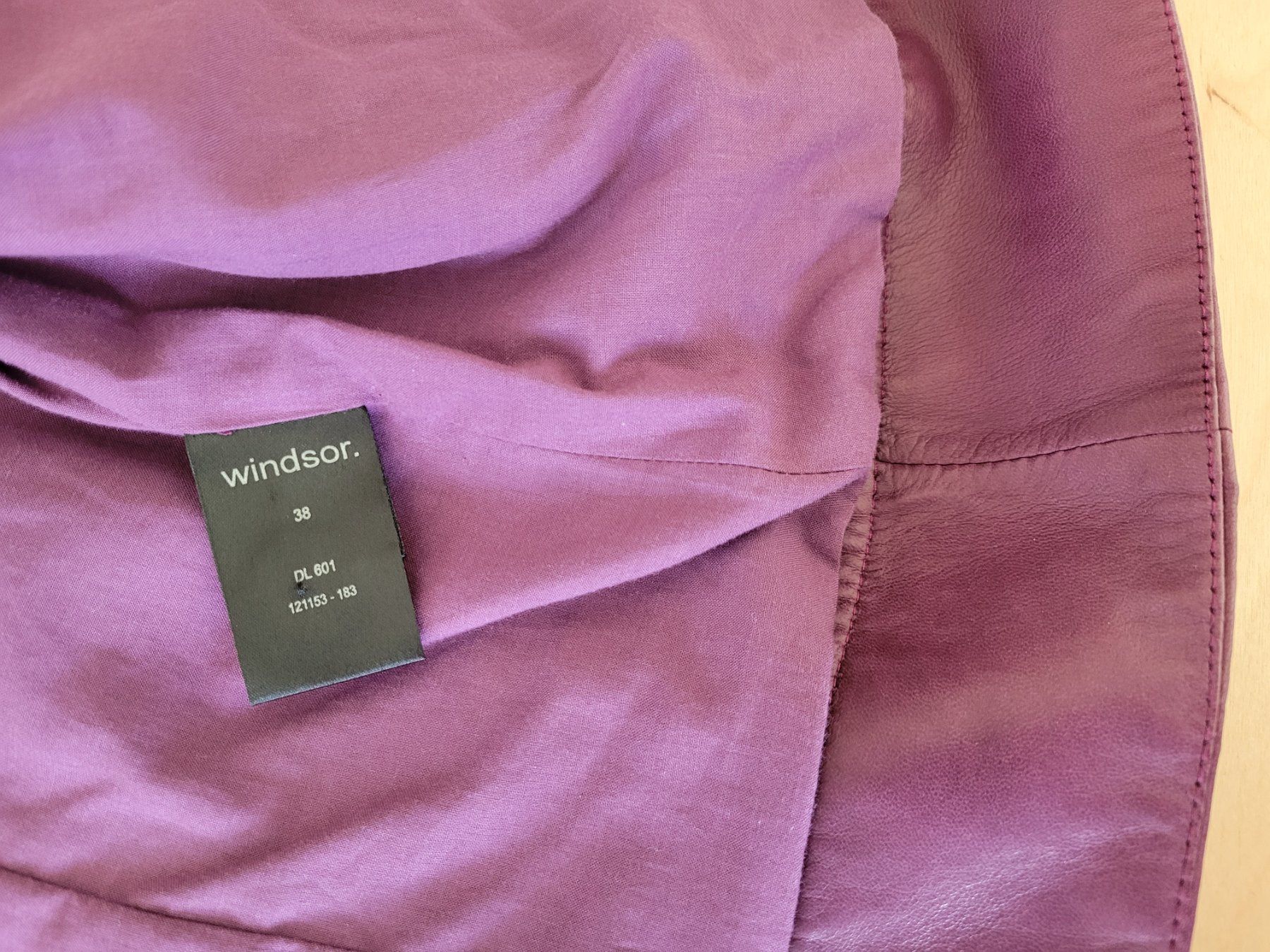 Windsor Giacche: Echt Leder Jacke Lederjacke Windsor Gr 38 – Usato da Wiesendangen venduto da samoalk 8