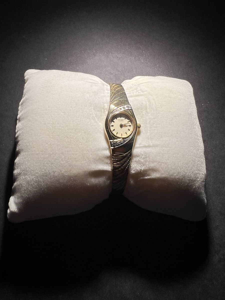 Orologi: Citizen Uhr – Usato da Laufen venduto da groove60 4