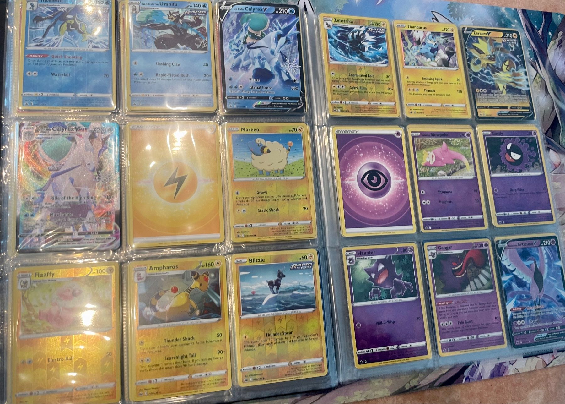 Pokémon Sammelbilder & Trading cards: Pokémon Chilling Reign Set – Gebraucht aus Rain von  3