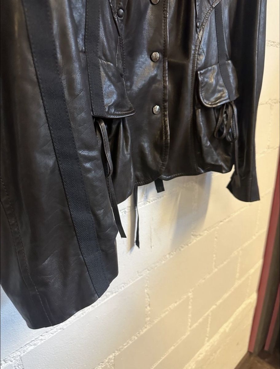 Marc Cain Giacche: Lederjacke von Marc Cain, Grösse 40 – Usato da Sirnach venduto da Namdidam 2