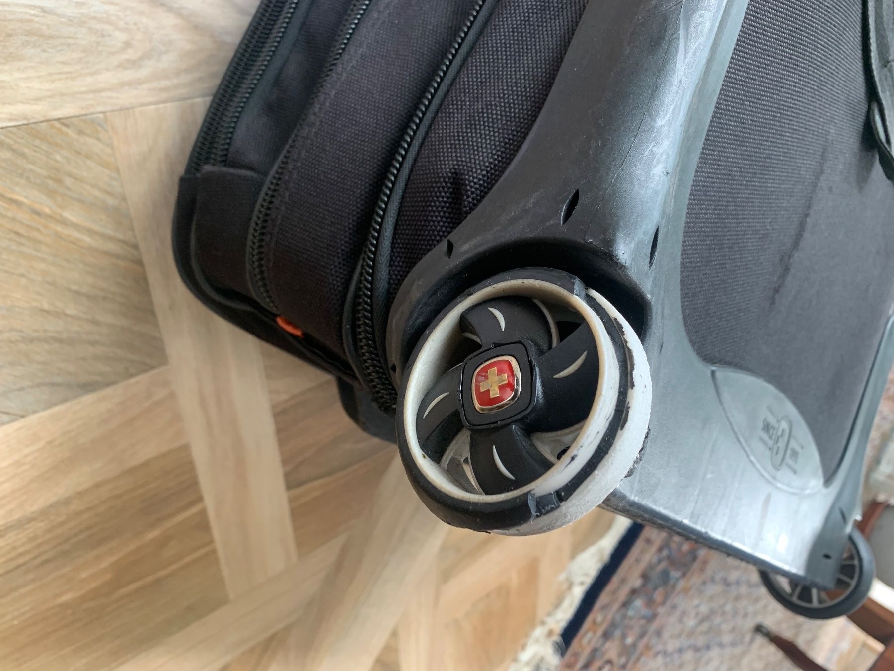Valigie & Borse: Trolley Wenger + Sac pour laptop – Usato da Biel/Bienne venduto da granitod 9