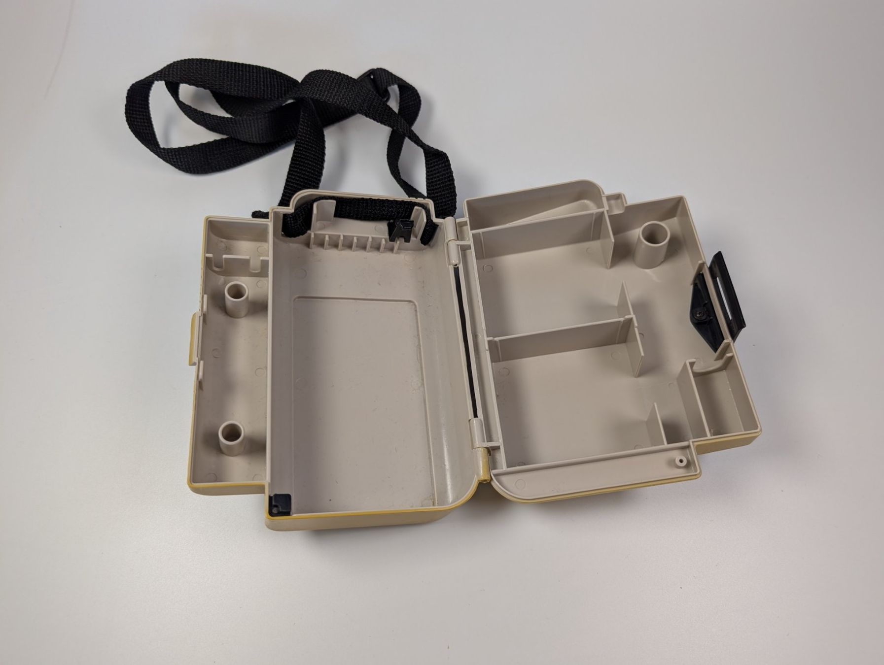 Nintendo Console: Game Boy Case Vintage – Usato da Ostermundigen venduto da TradeLab 2