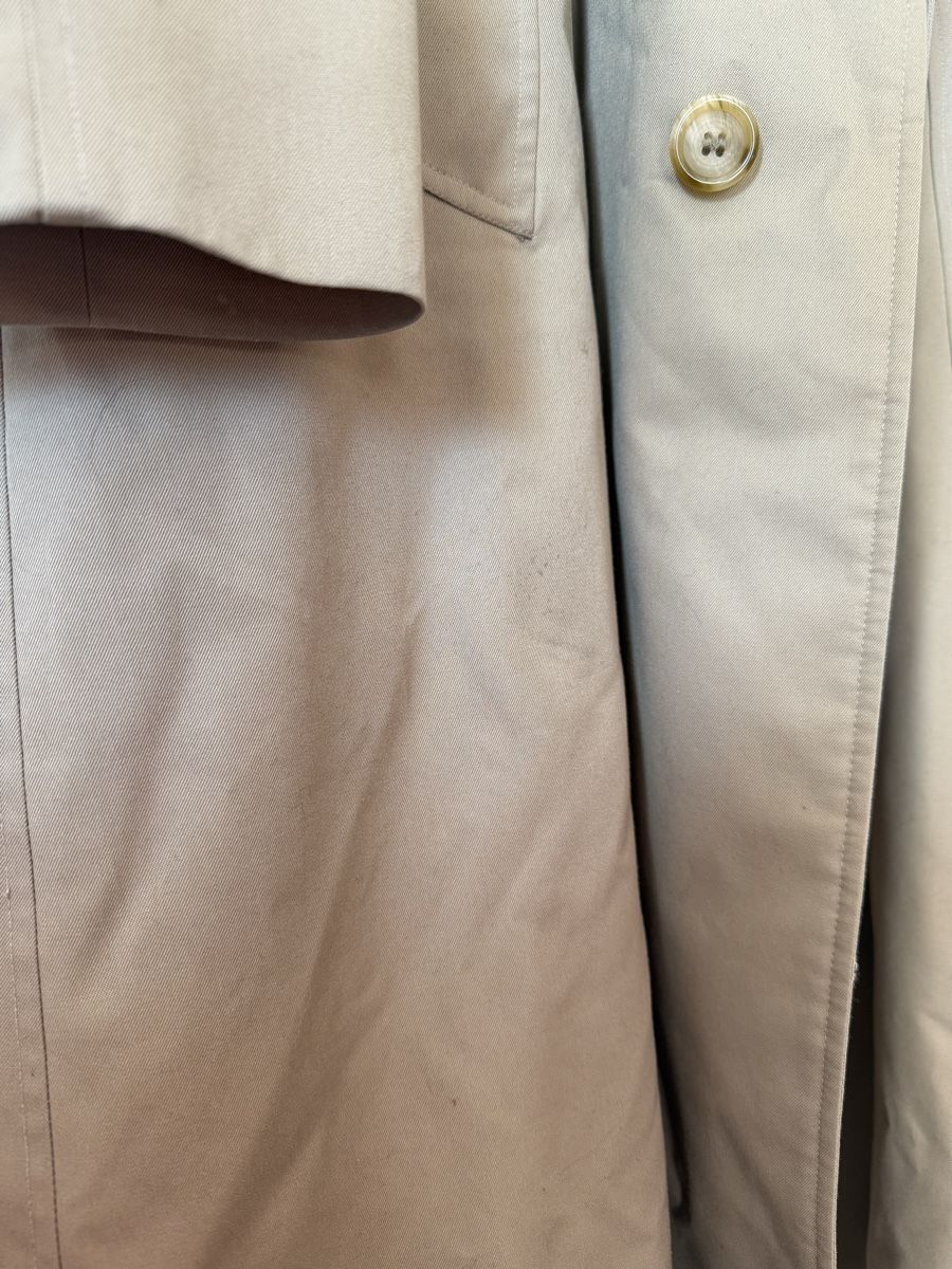 Burberry Cappotti: Trench-coat Burberry beige classique – Usato da Monthey venduto da Joseph-29 4