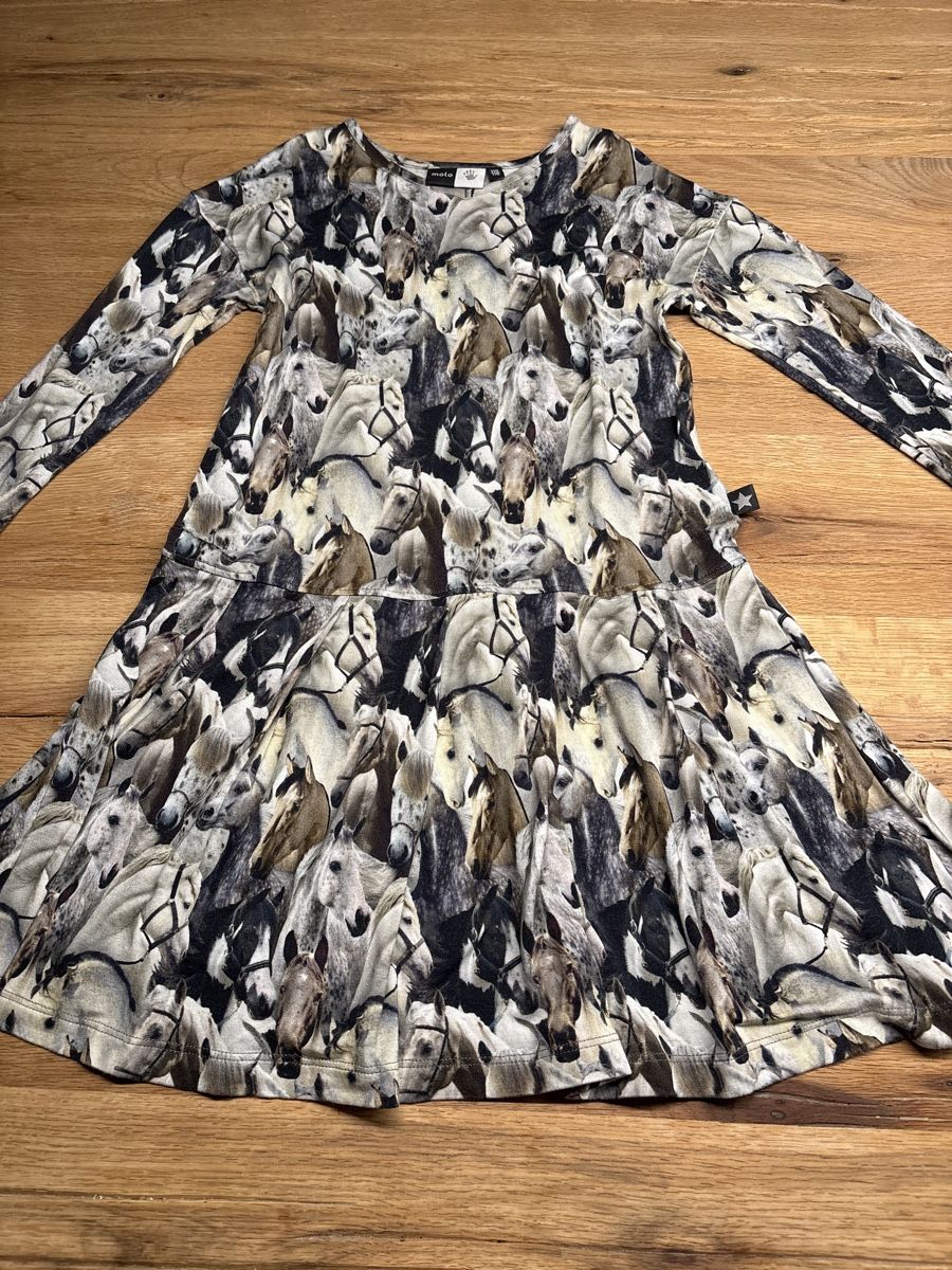 Molo Kleider & Röcke: Pferde-Kleid Molo 110/116 – Gebraucht aus Birmensdorf ZH von Duraj