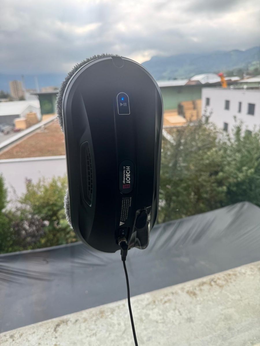 Hobot Altro per la casa: Hobot 388 – Usato da Bulle venduto da Marjory 2