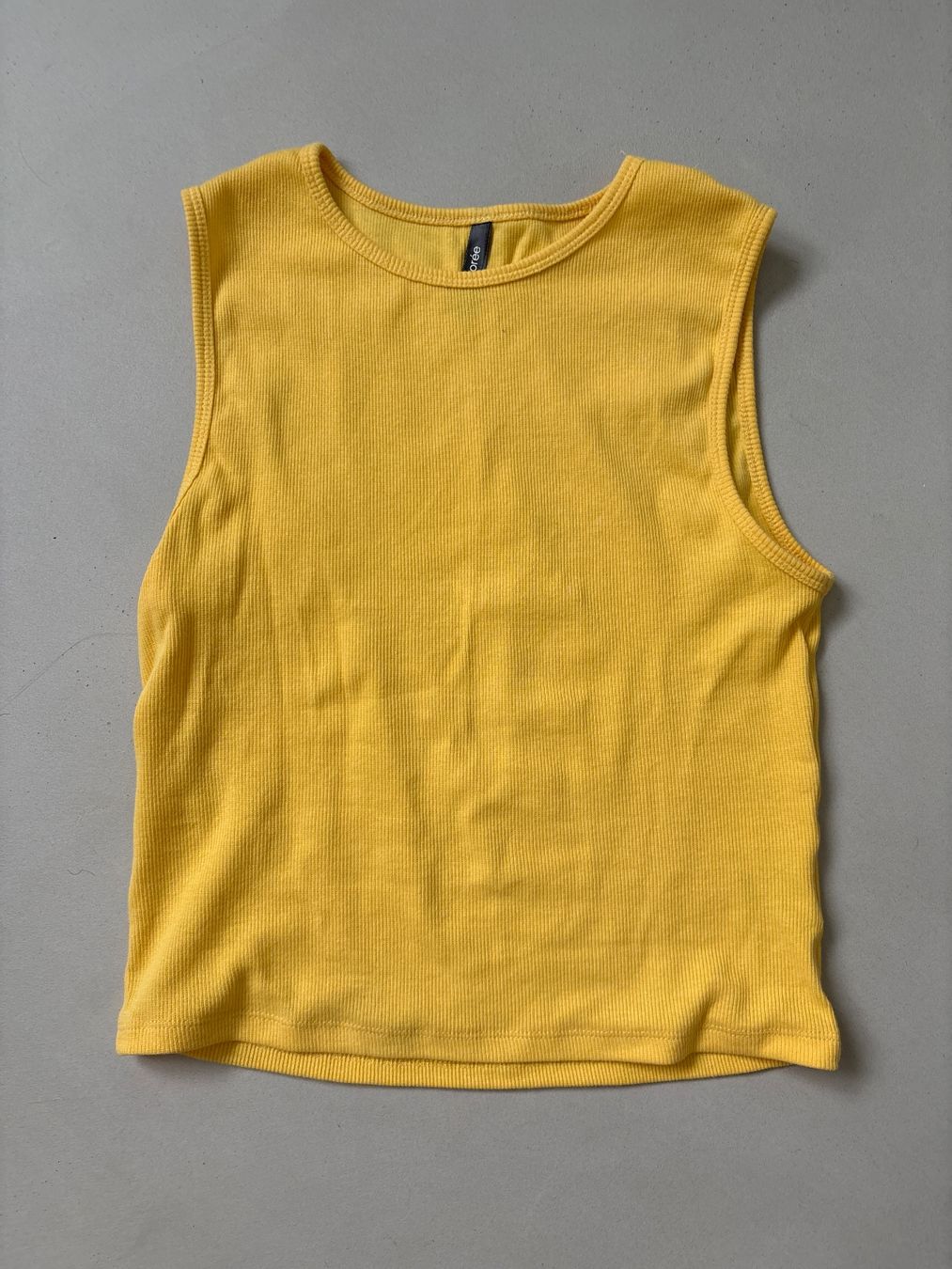Tops: Chicorée Top gr. s, gelb – Neuf (Voir description) à Meggen par K.Rigert