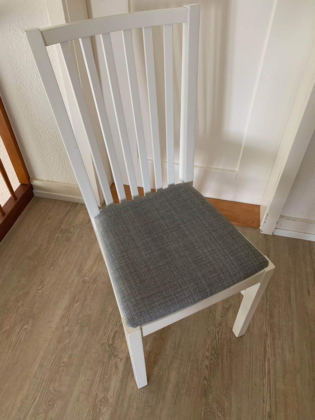 Ikea Chaises: Stuhl weiss IKEA – D'occasion à Winterthur par Drachenrose 1