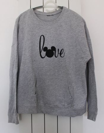 Sweatshirt Love, Grau. Gr. verm. L/XL ? Siehe Masse