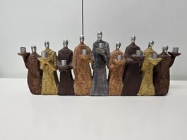 Kerzenständer Figuren mit Kerzen