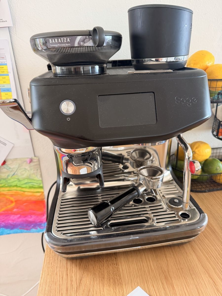 Sage Macchine per caffè & Macchine per espresso: Sage the Barista Touch Impress mit Garantie bis 2027 – Usato da Schindellegi venduto da Nesi79