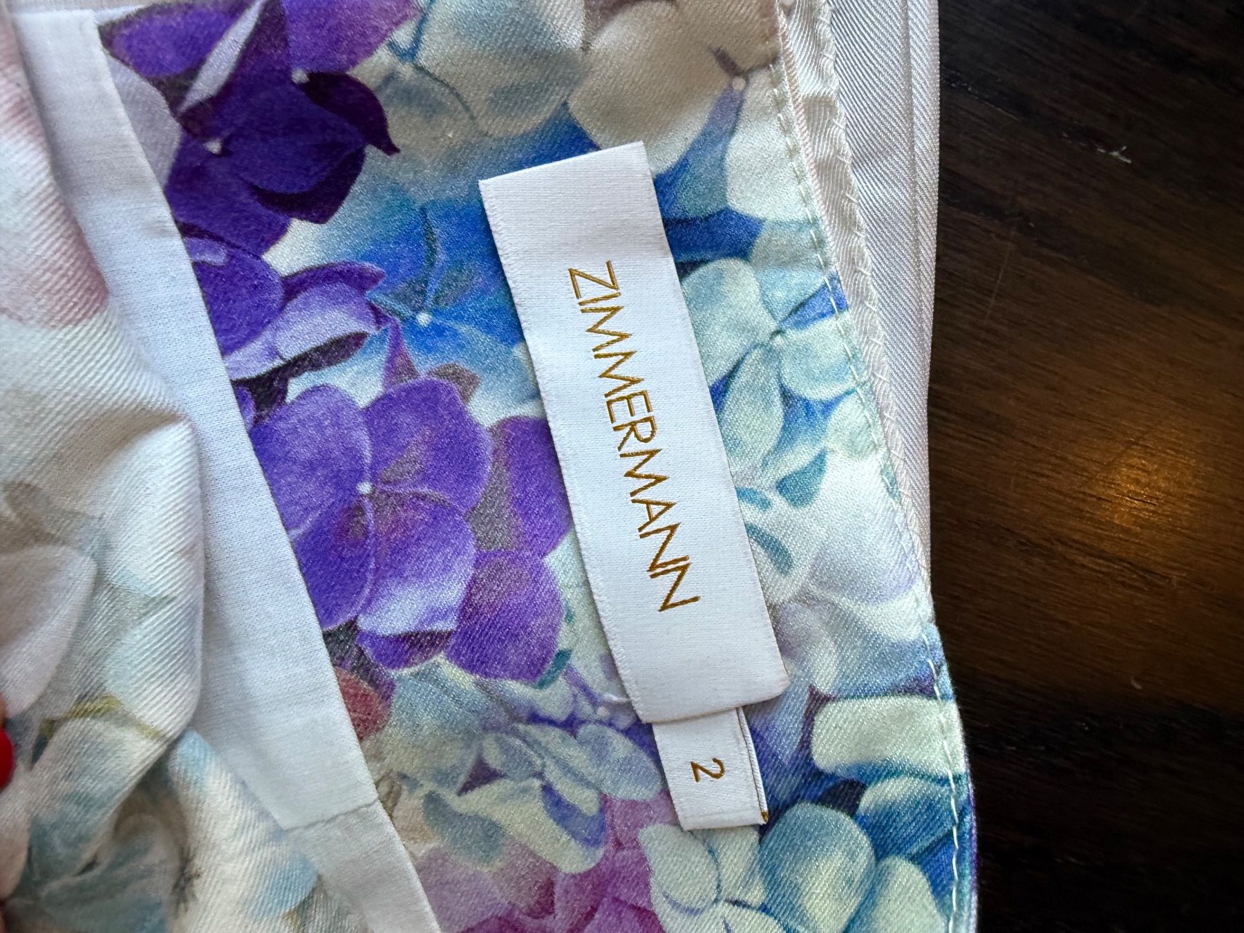 Zimmermann Pantaloni: Zimmermann Shorts – Usato da Wädenswil venduto da Cocomagi 1