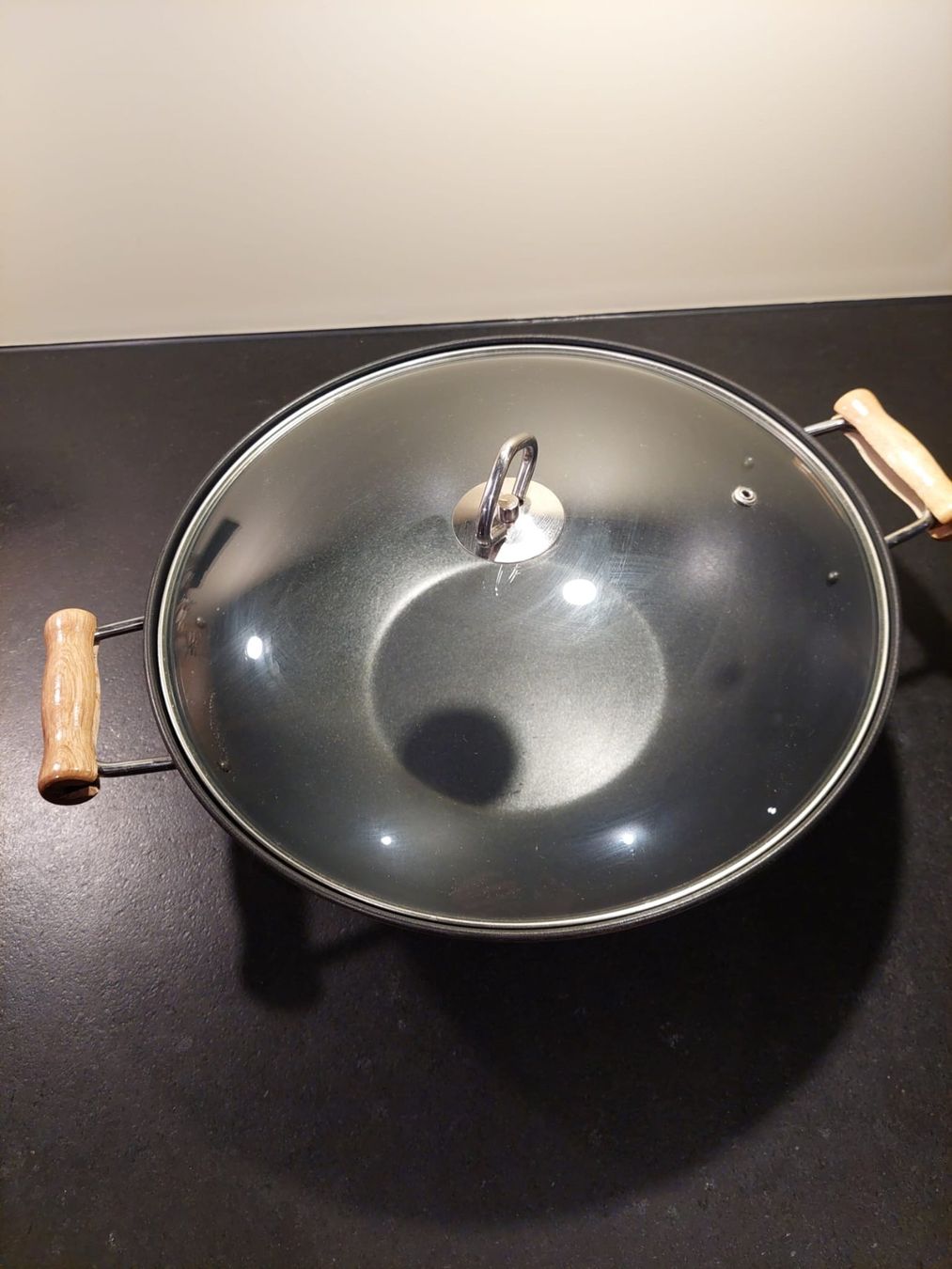 Padelle: WOK mit Holzgriffen | Durchmesser 34 cm – Usato da Witterswil venduto da AnetteK