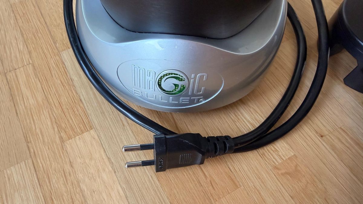 Nutribullet Elettrodomestici da cucina: NutriBullet Mixer / Blender mit Heiz-System 1700 W – Usato da Kriens venduto da nao_wl7q 5