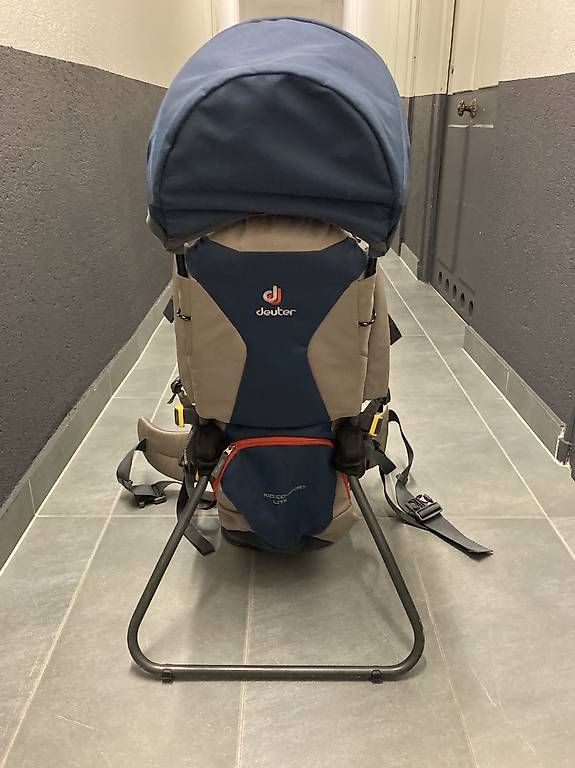 Deuter Marsupi portabebè: Sac de randonnée porte-bébé Deuter – Usato da Genève venduto da emi_j2sc 1