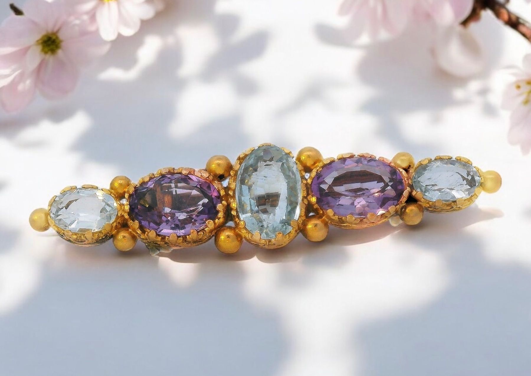 Broschen & Nadeln: Antik Viktorianisch 18K Goldbrosche mit Aquamarin & Amethyst – Gebraucht aus Embrach von estzeh1 1