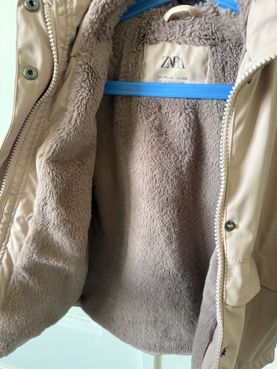 Zara Giacche & Cappotti: Veste imperméable et chaude Zara – Usato da Bouveret venduto da hanna_vish 4